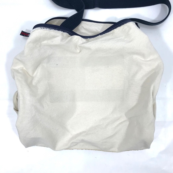 Tommy Hilfiger "tommy" Canvas Weekender Duffle Bag - Picture 7 of 8
